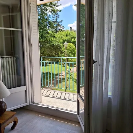 Coquet Apartamento Tours